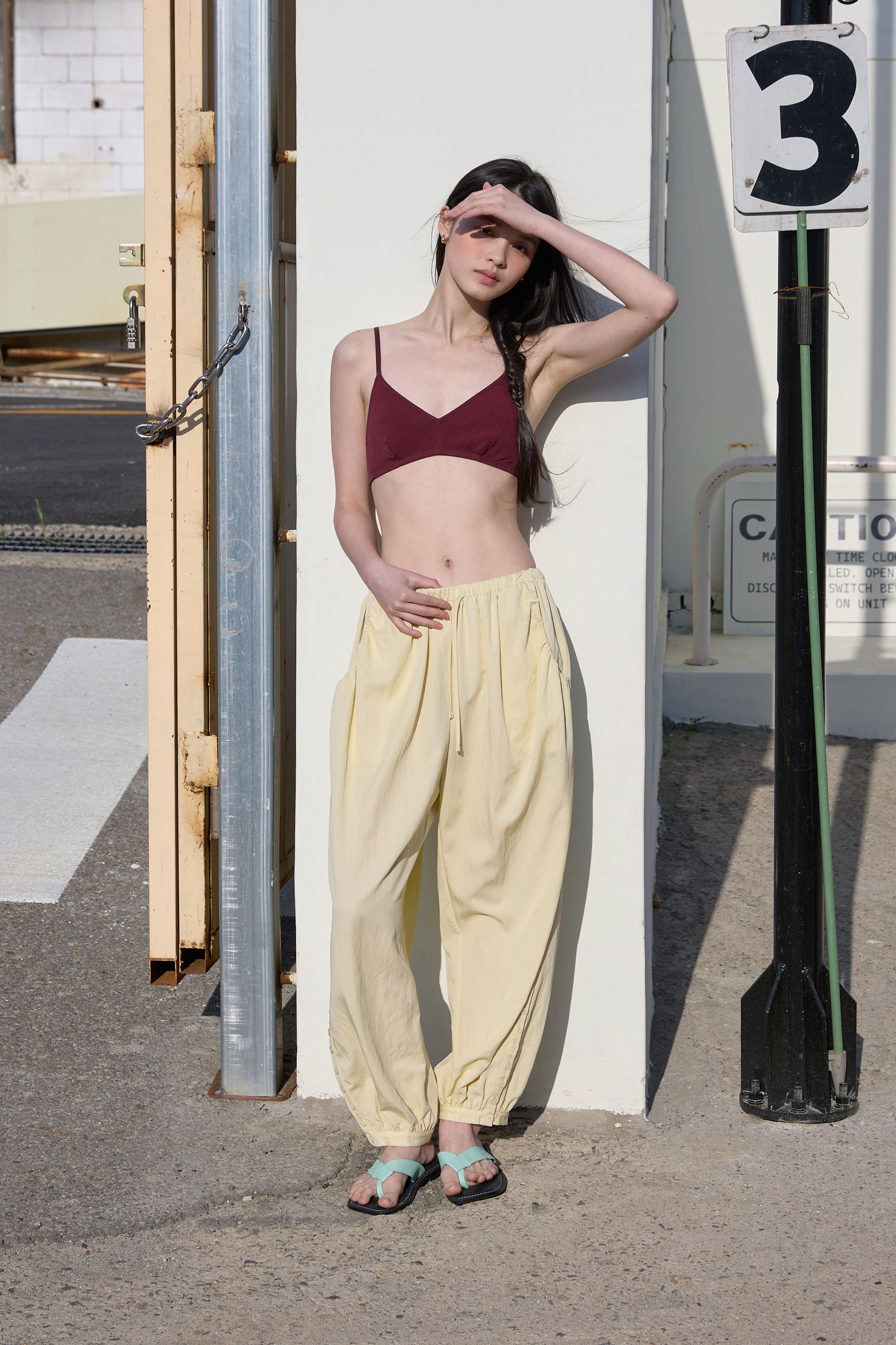 BUTTON DETAIL SHIRRING PANTS - 3 COLORS BUTTER