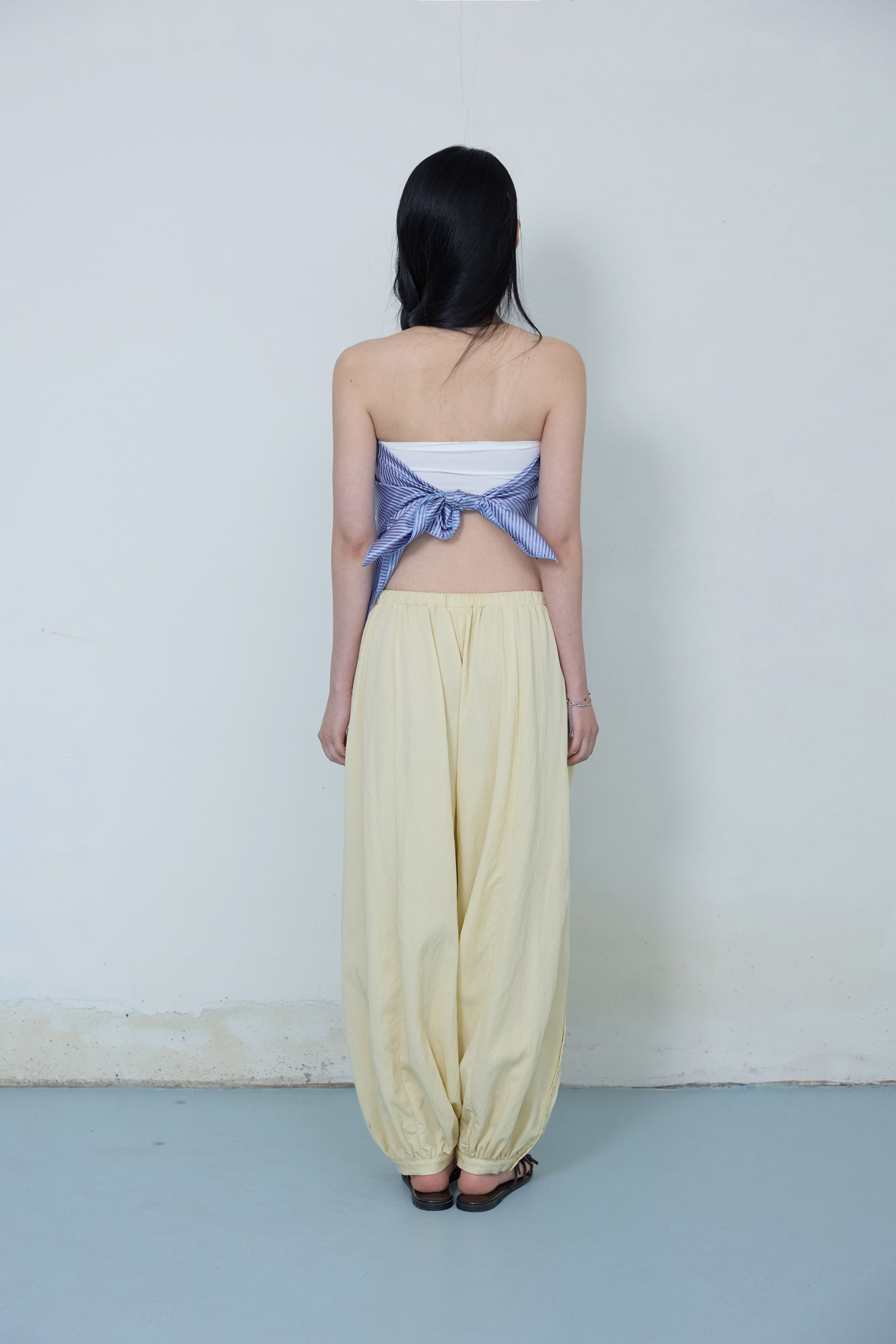 BUTTON DETAIL SHIRRING PANTS - 3 COLORS BUTTER