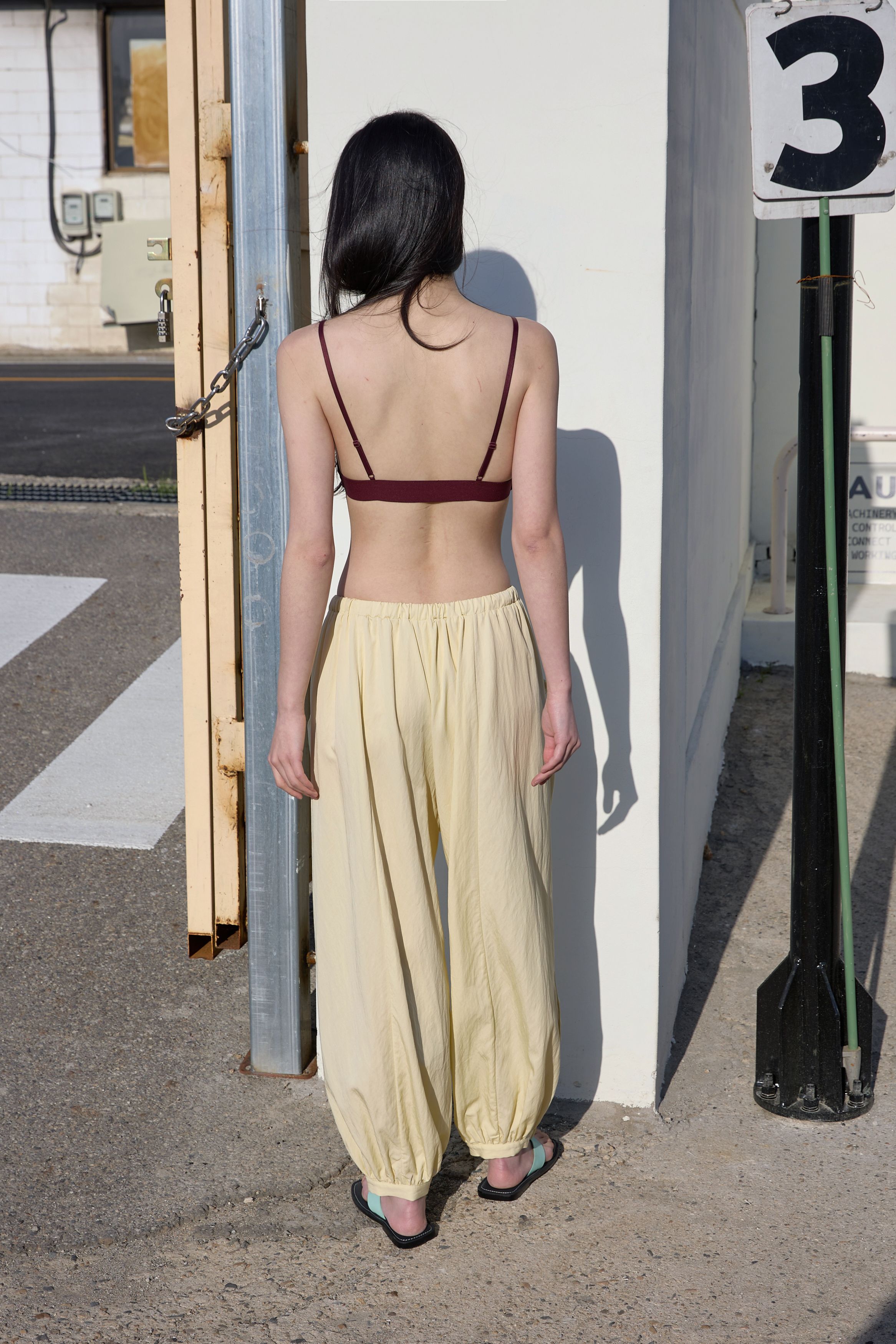 BUTTON DETAIL SHIRRING PANTS - 3 COLORS BUTTER