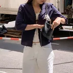 a natural blouse (navy)