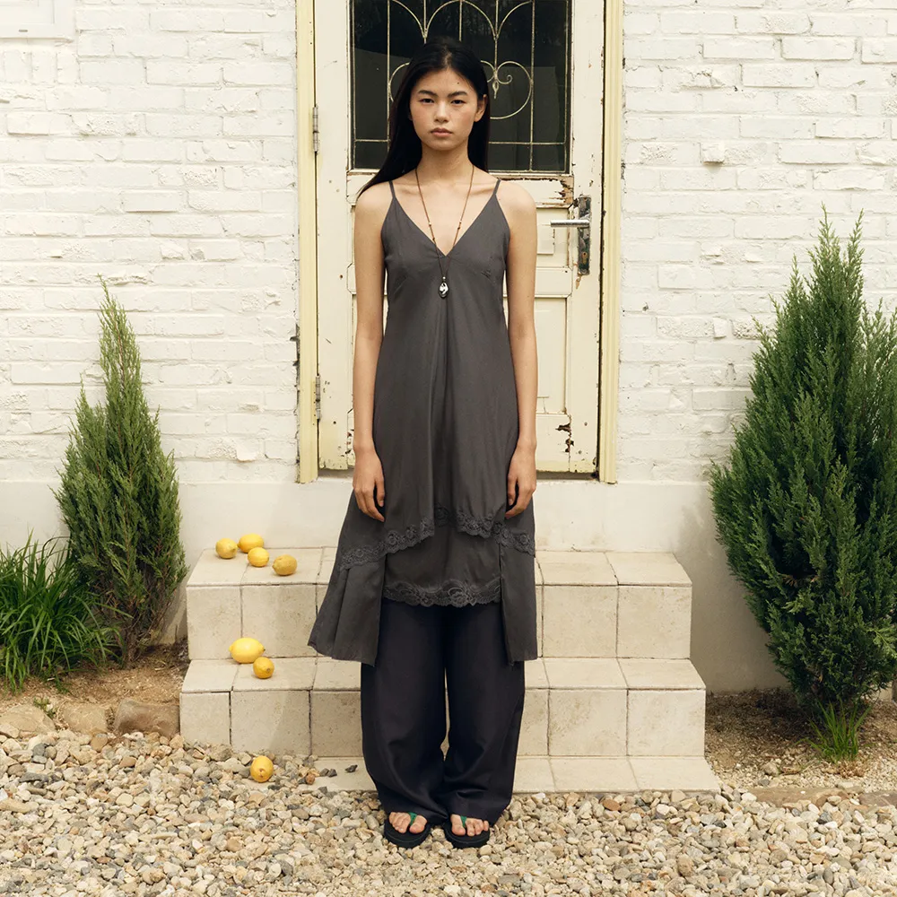 LACE LAYERED SLIP DRESS [CHARCOAL]