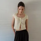 Reed Frill Blouse (Cream)