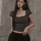Muted Curve Top (charcoal)