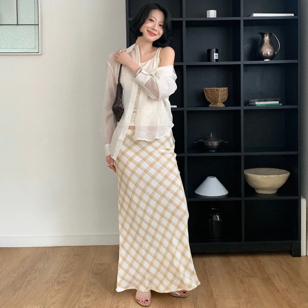 [29CM 단독] [소령,예린 PICK] check bias maxi skirt (yellow)
