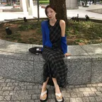 [고민영님 착용] RIBBED SLIM V-NECK CARDIGAN, BLUE