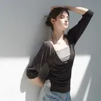 [2nd] Lithe v-neck tee (mahogany)
