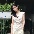 [29CM 단독] 드레이프 슬리브리스 블라우스 NEW6MB508_2color