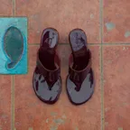 Urban Flip-Flops Heel (Burgundy)