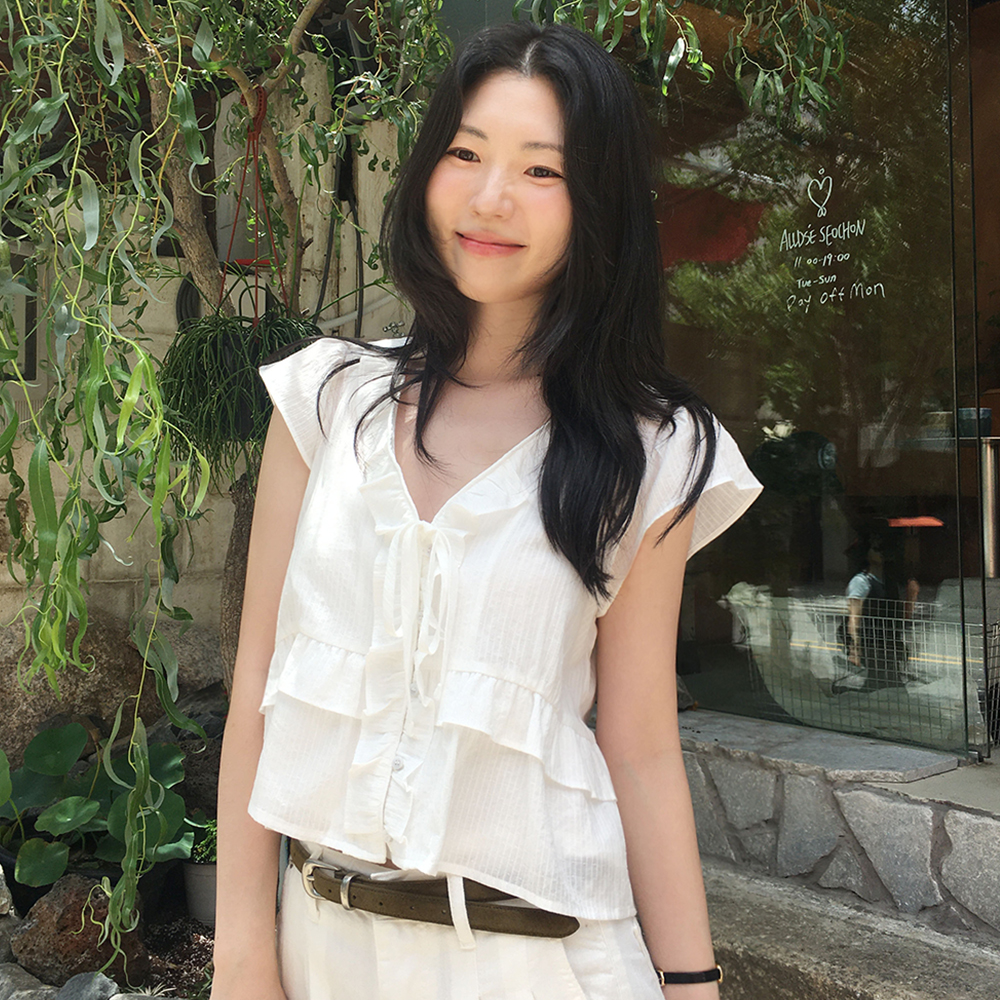 [곰송이 Pick] V-NECK RUFFLE BLOUSE [TISU08BL01]_Ivory