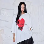 LOVE UNBALANCE OVER T - WHITE