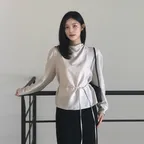 [다연PICK][프리오더] DRAPE HIGH NECK BLOUSE - GRAY