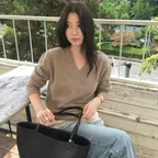 [곰송이 PICK] Fog Raccoon V-Neck Knit_4 Colors