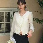 Madeleine Blouse-Ivory