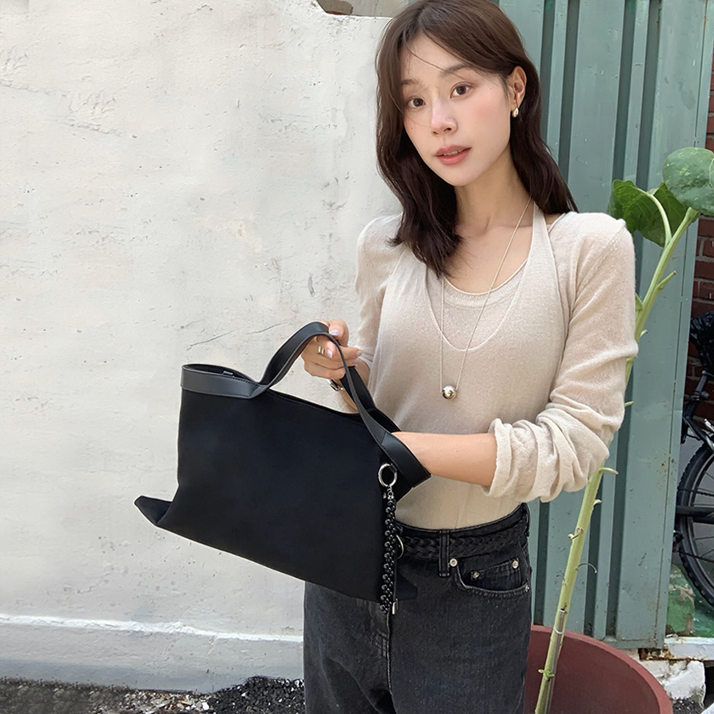 Shoulder bag