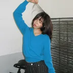 SCRUNCHIE SET LETTERING V NECK KNIT BLUE