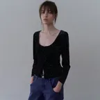 FLORAL-PRINTED TEE BLOUSE_BLACK