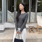 [29CM단독] 스트라이프레이어티셔츠 J1TS721C