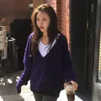 Back logo deep v-neck knit - purple