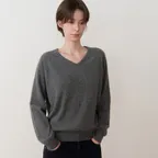 Raccoon Fox Raglan V-neck Knit Gray