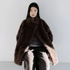 HIGH NECK SHEARING MUSTANG [BROWN]