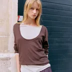 DEEP U NECK SWEAT SHIRTS