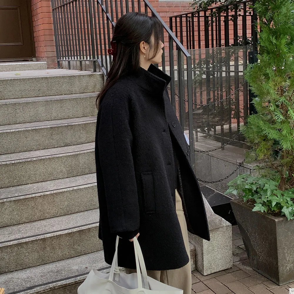 Eira high-neck coat_black