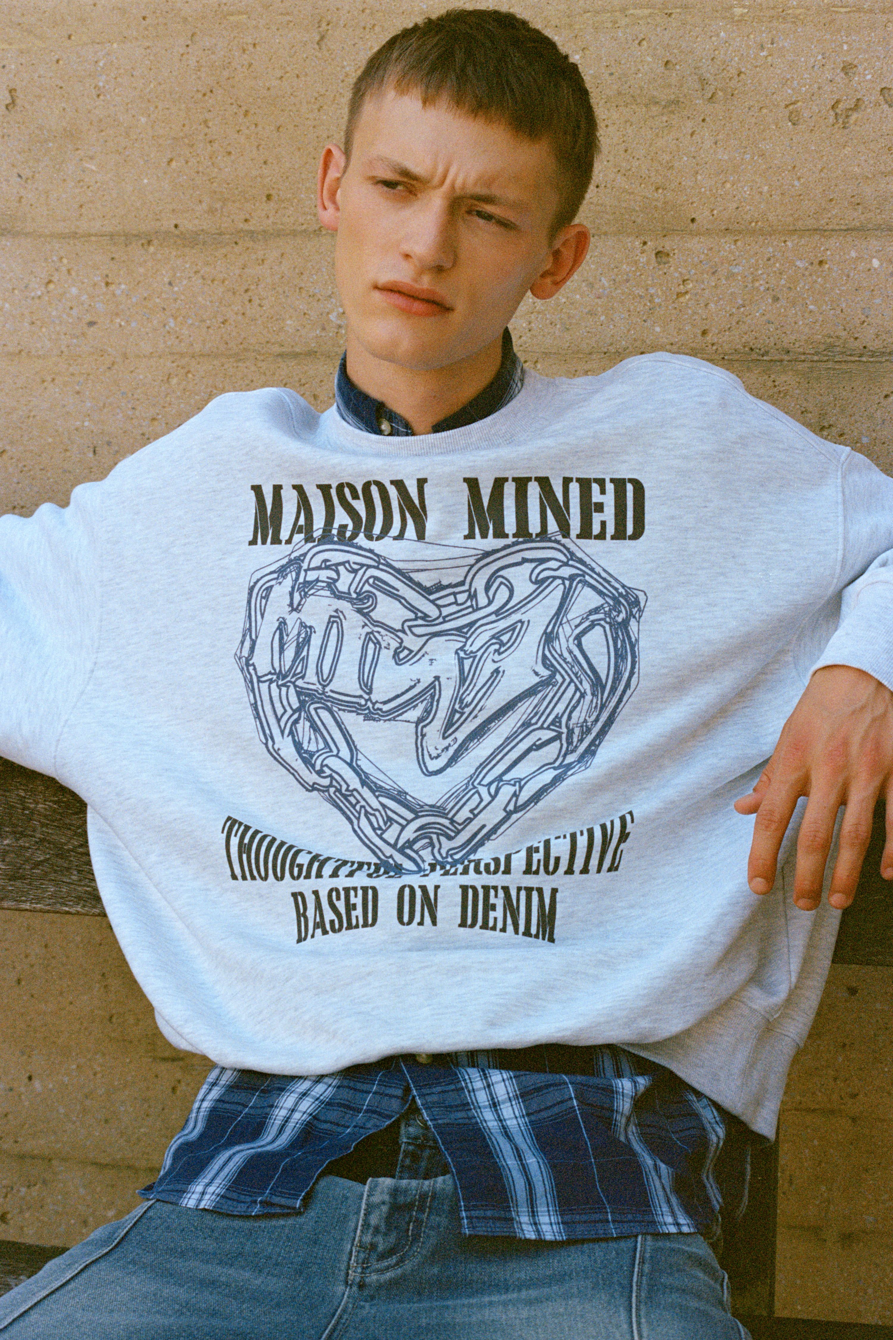 【MAISON MINED】24SS★ SCRIBBLE HALF T MAISON MINED】24SS☆ SCRIBBLE HALF T トップス（レディース）