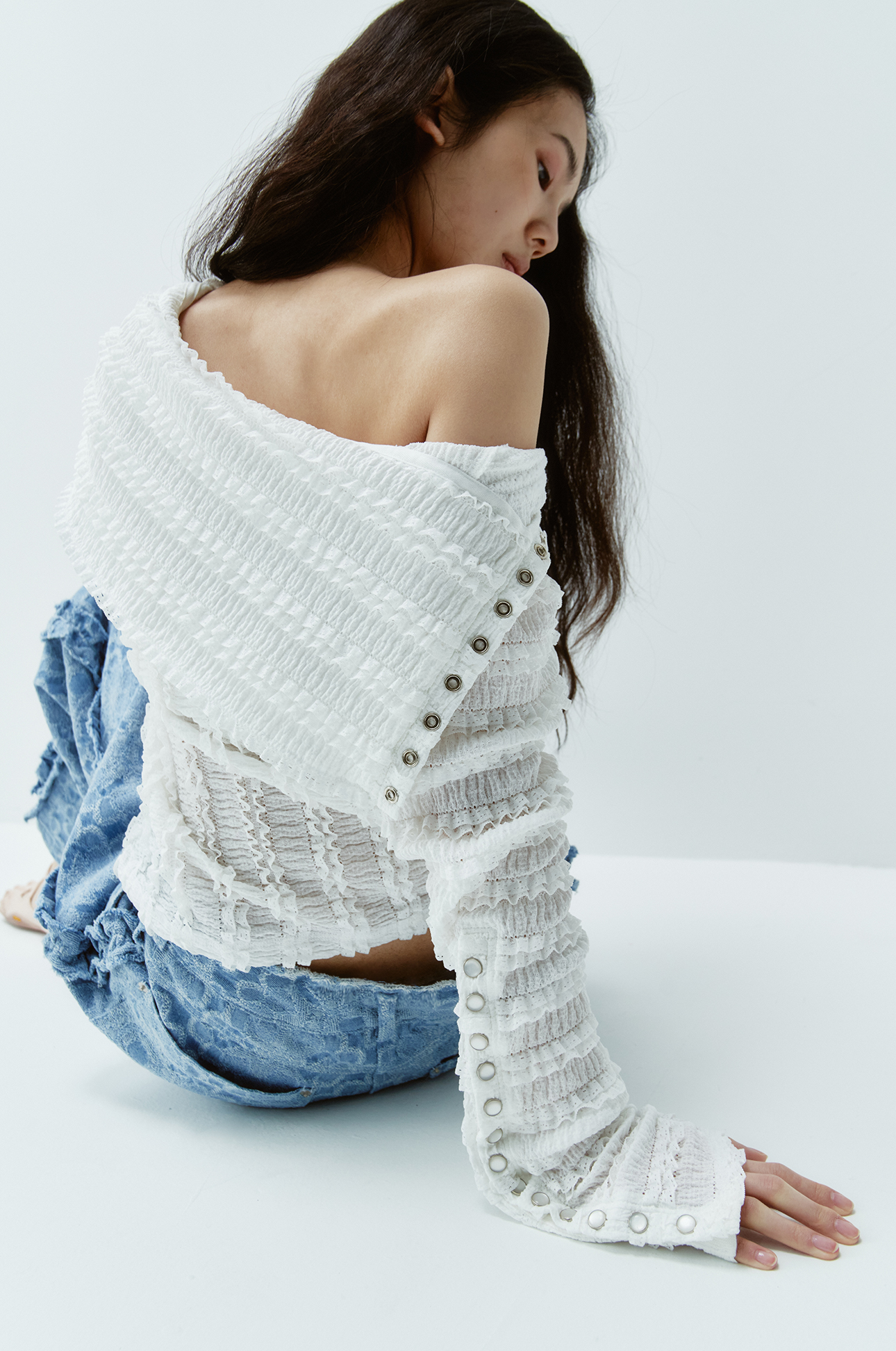 【Gimmetheyoung】G_STUD FLOWER CUT FRILL PANTS SKY BLUE GIMMETHEYOUNG Stud Fl STYLE | KREAM