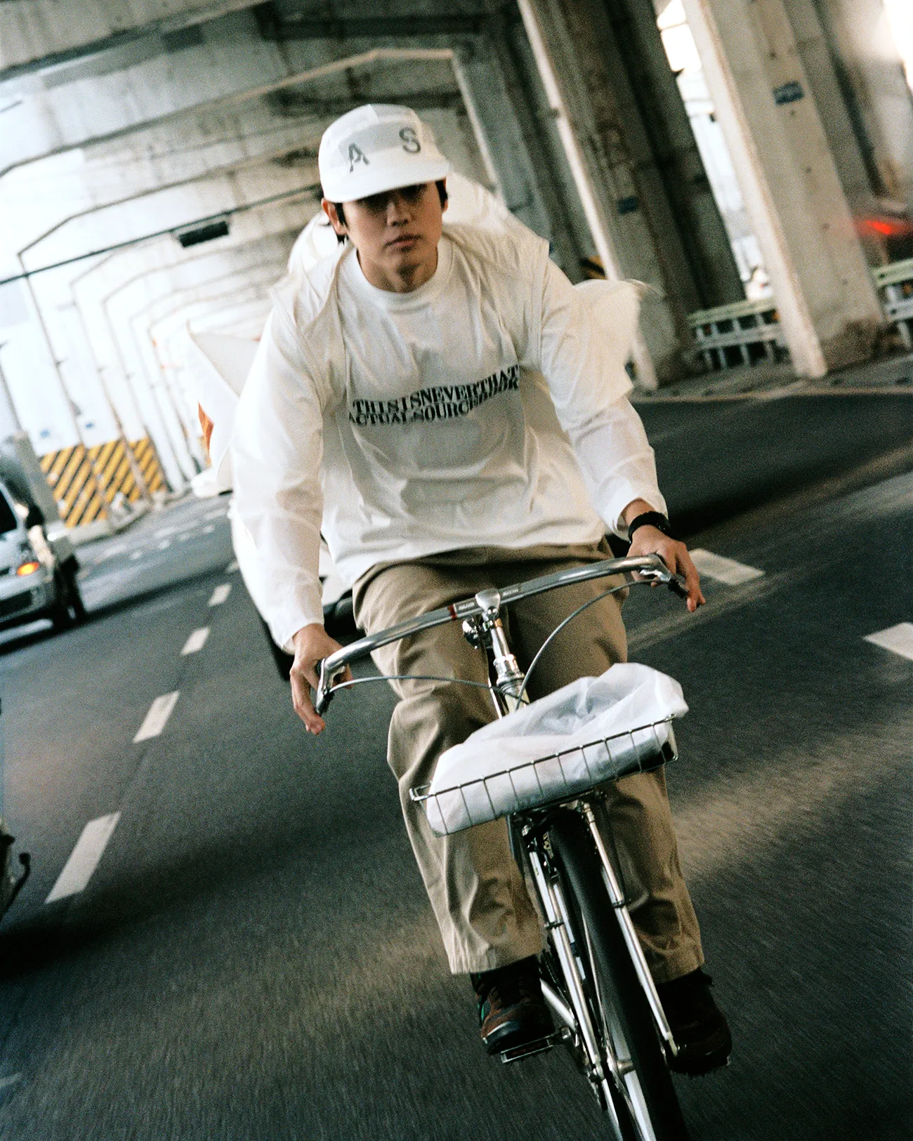 【THISISNEVERTHAT】TNT ASb Nylon Sacoche White TNT ASb Nylon Sacoche - thisisneverthat®