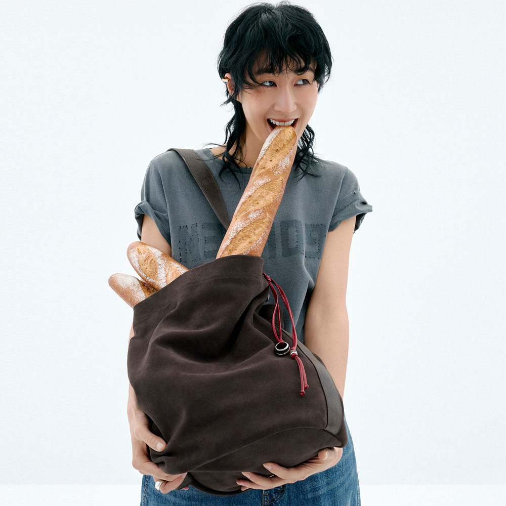 Dot Stud Pouch Bag★韓国人気☆[COURONNE] 쿠론(COURONNE) - 감도 깊은 취향 셀렉트샵 29CM