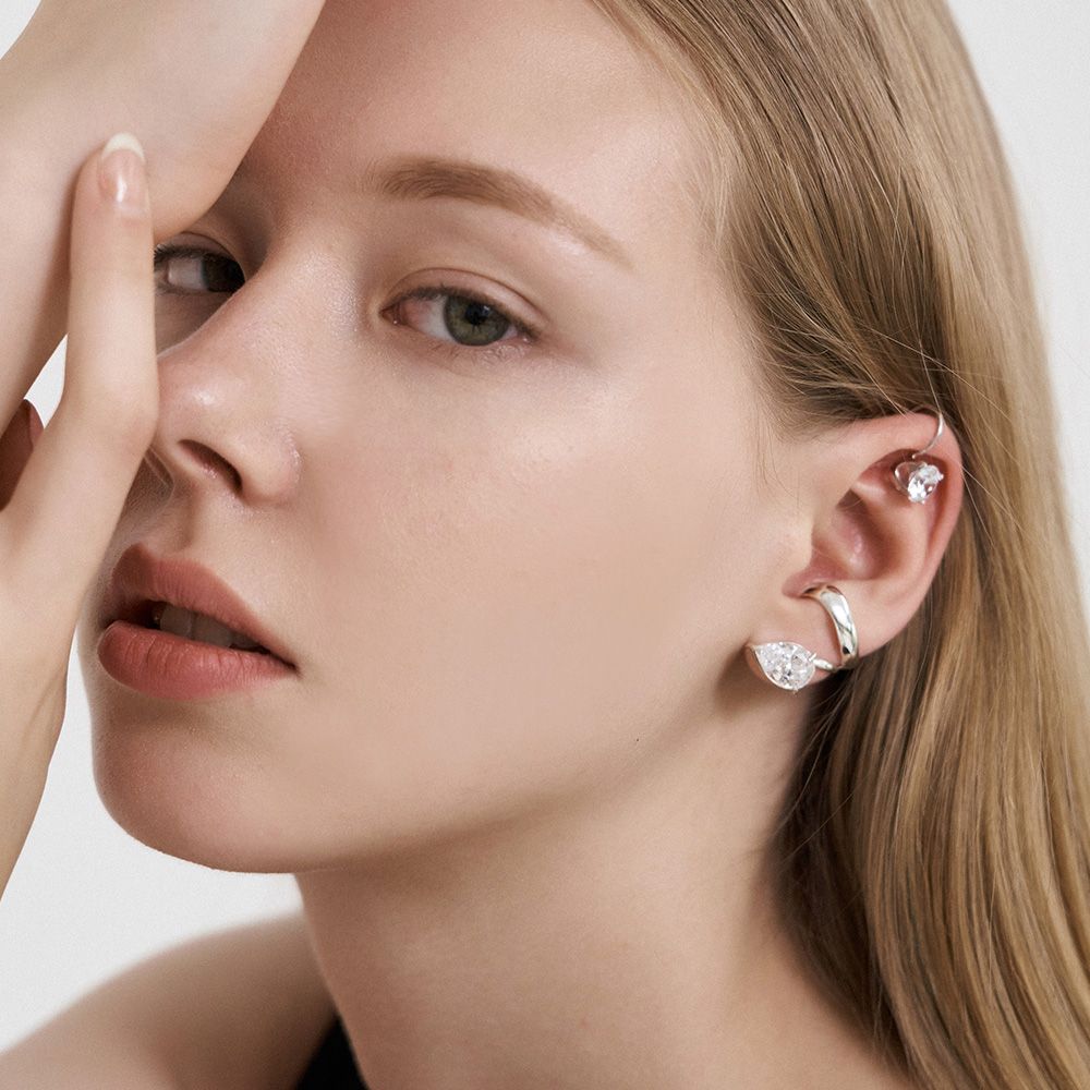 WH Crystal Leaf Earcuff[DL18SSER35SVF] 감도 깊은 취향 셀렉트샵 29CM