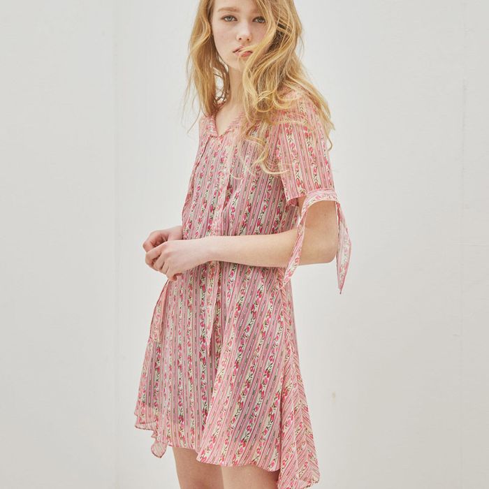 Side Ruffle String Dress_White - 감도 깊은 취향 셀렉트샵 29CM