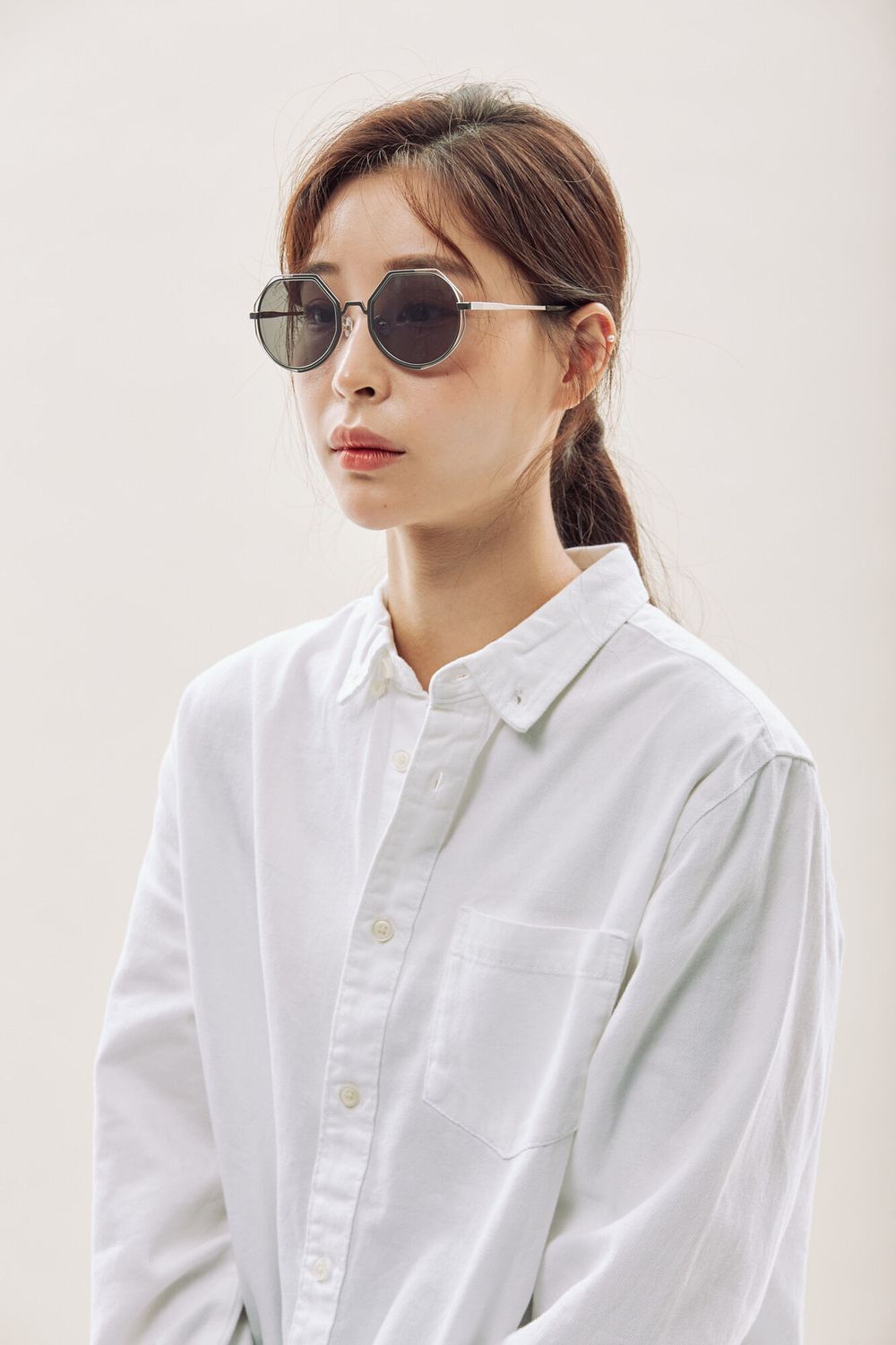 CONNECT_SISI 여성 착용 이미지