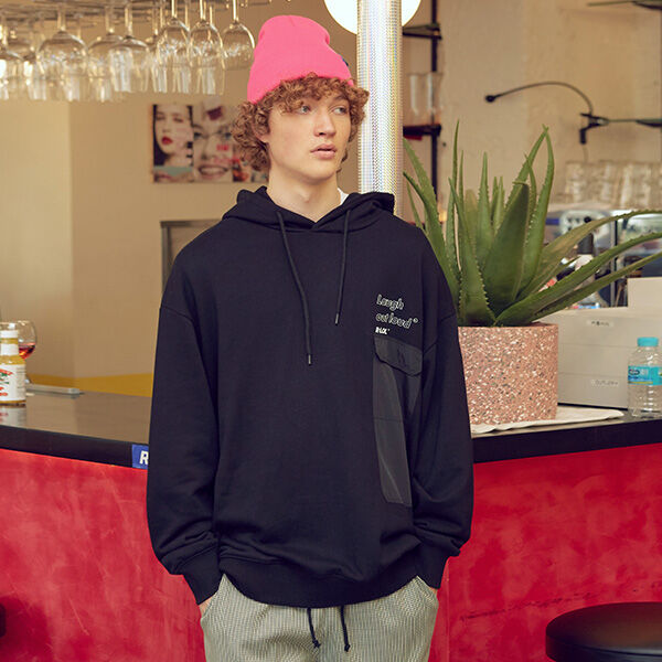 rolarola★R:LOL PANELLED POCKET HOOD T-SHIRT★HD-19705 RLOL] (HD-19705) RLOL PANELLED POCKET HOOD T-SHIRT BLACK
