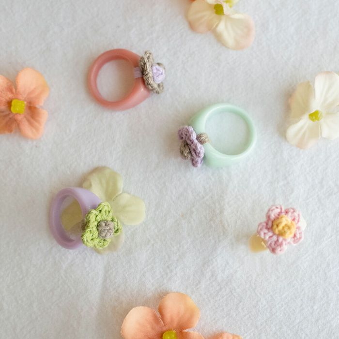 Pastel flower acrylic ring 감도 깊은 취향 셀렉트샵 29CM