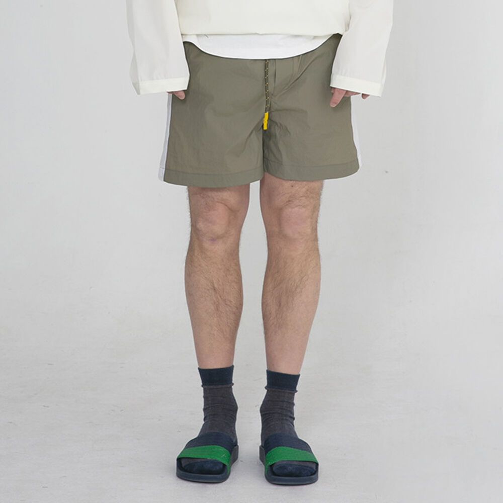 PLASTIC PRODUCT CLIMB SHORTS (KHAKI/WHITE) 감도 깊은 취향 셀렉트샵 29CM