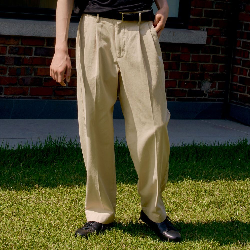 [noun]wide tapered pants (beige) 감도 깊은 취향 셀렉트샵 29CM