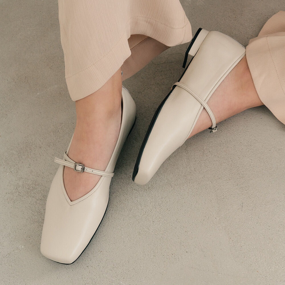 Mrc071 3Way Strap Flat Shoes (Ivory) - 감도 깊은 취향 셀렉트샵 29CM