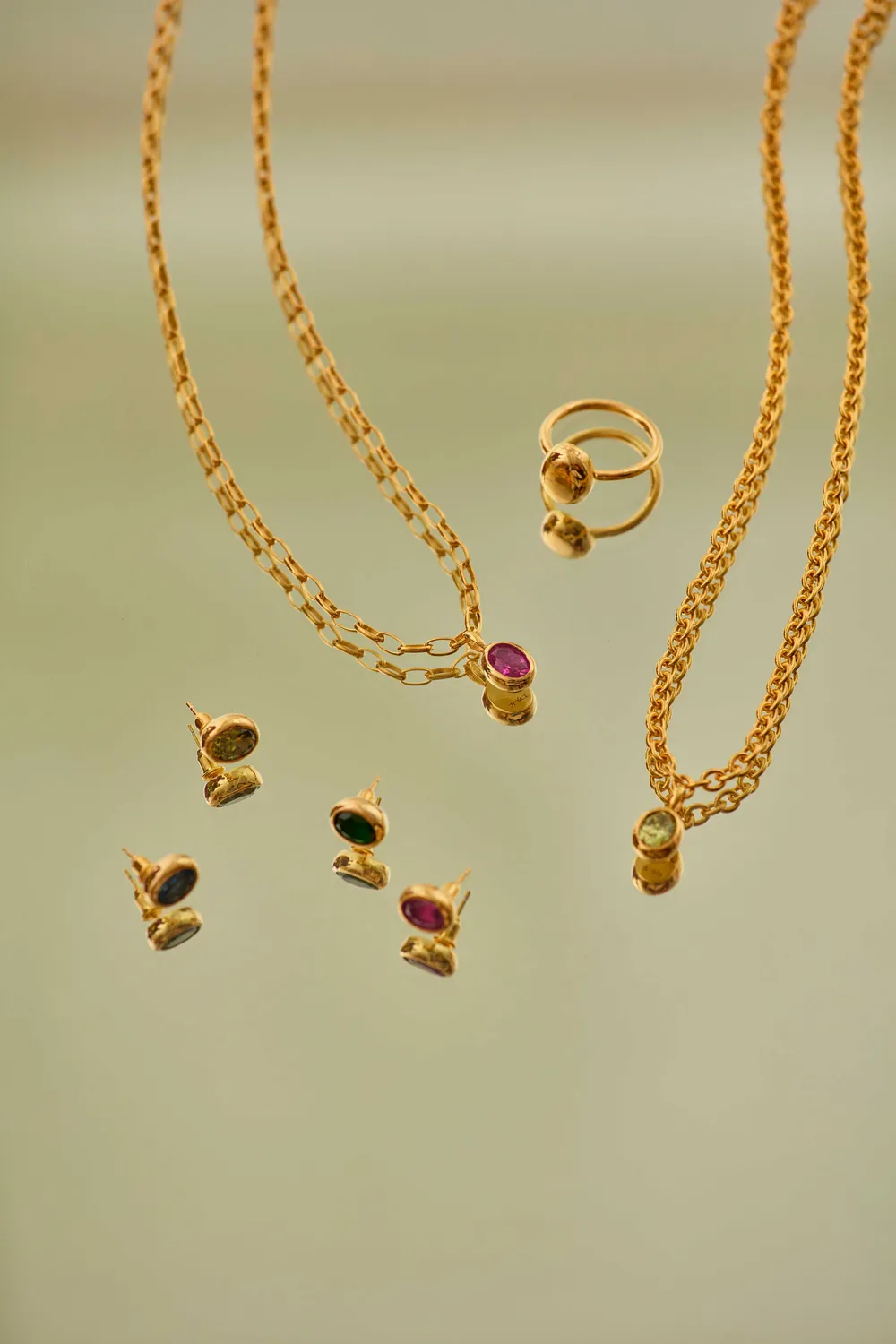 Gem Power Earring_Peridot (18K Gold Plated)