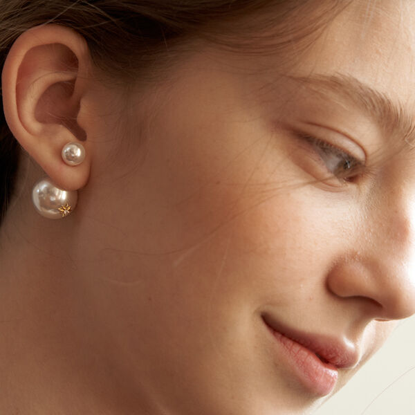 イヤリング TATIANA Lettering Pearl Heart Hoop Earring EC1948 타티아나 주얼리 - Lettering Pearl Heart Hoop Earring EC1948