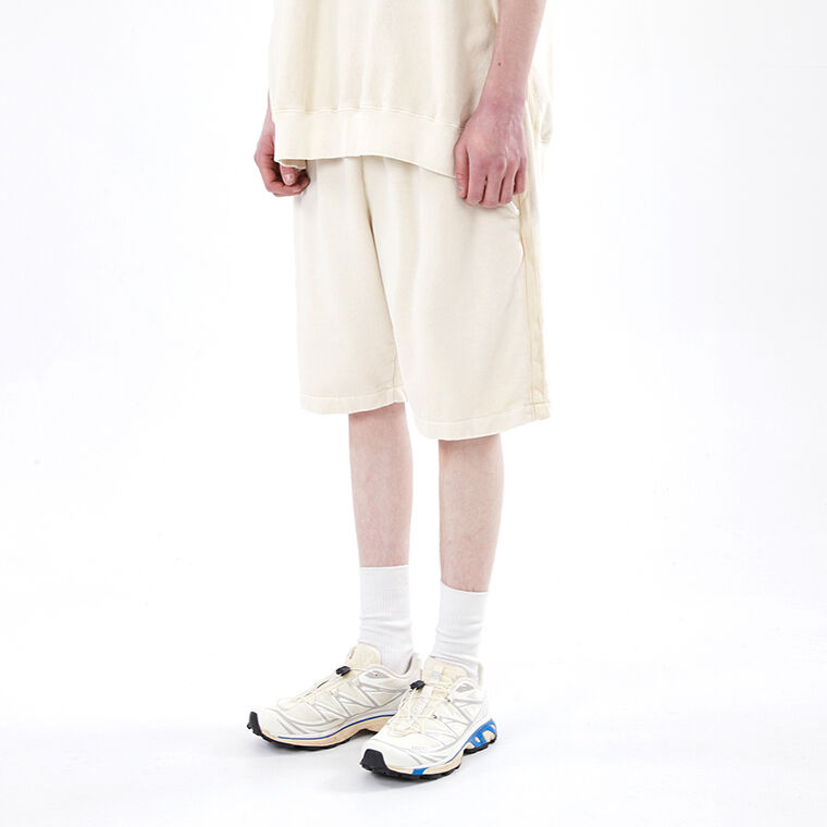 Mural Painting Sweat Shorts - Ivory - 감도 깊은 취향 셀렉트