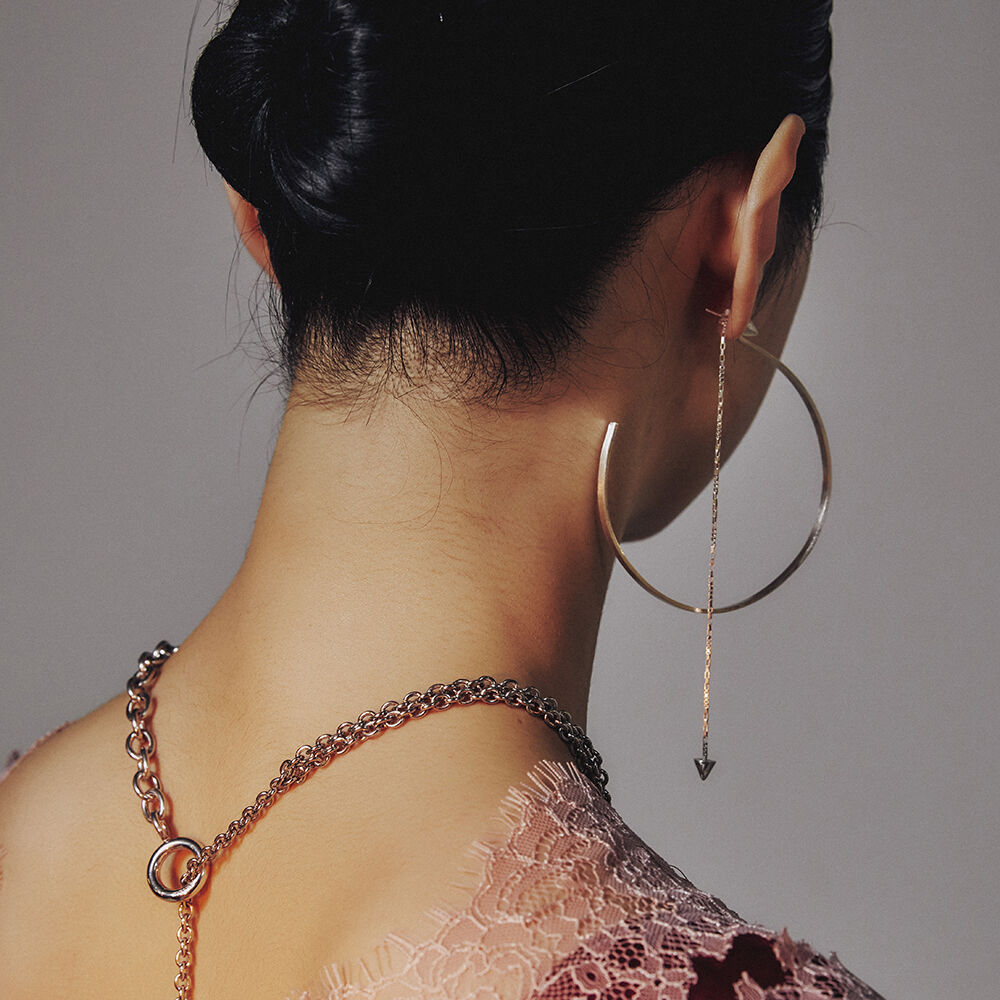 【HYEONK】HYEONK STUD HOOP (L) HYEONK STUD HOOP (L) - HYEON.K