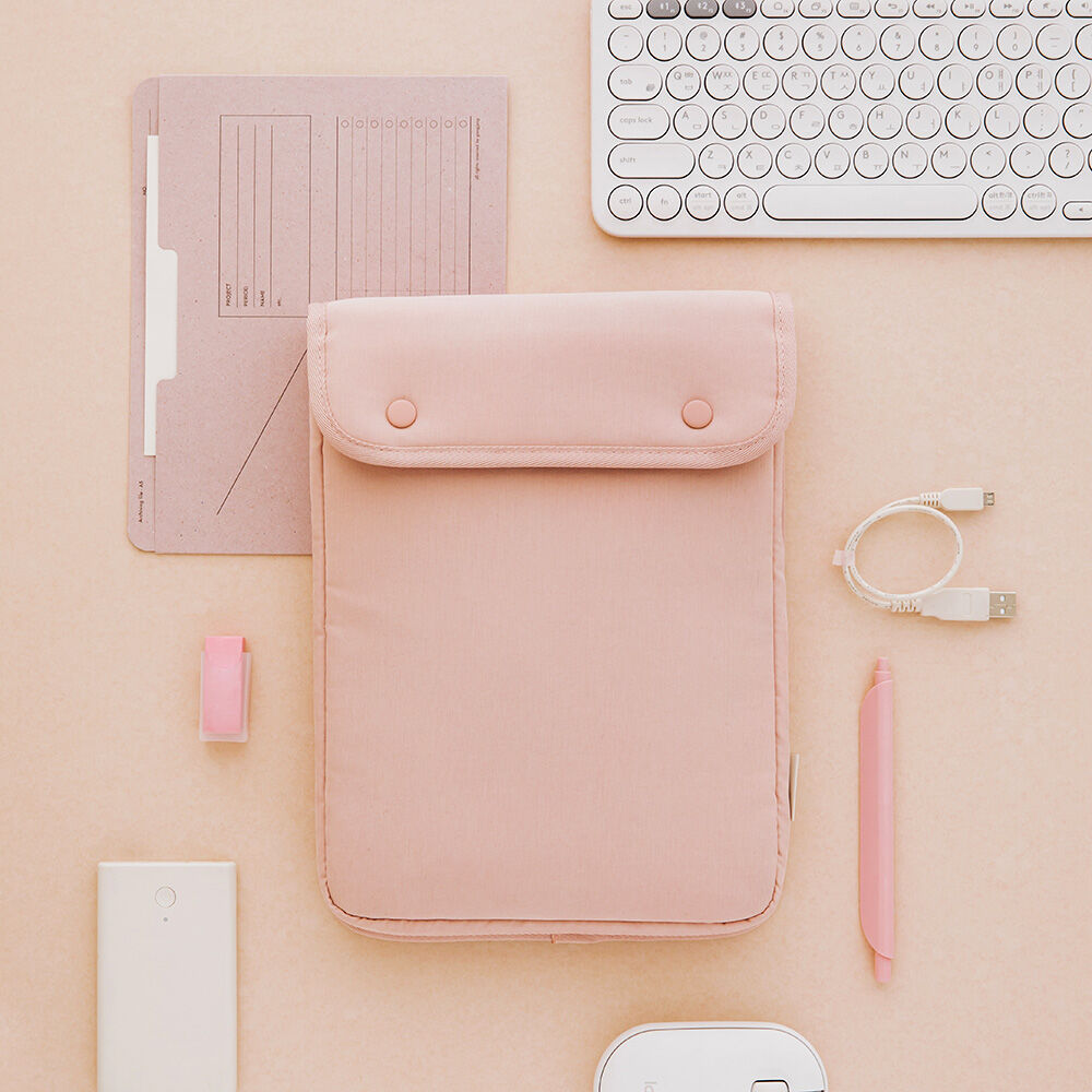 OLA☆韓国☆MELLOW STRAP iPad＆PC POUCH 11/13インチ 全3色 OLA] Mellow iPAD Pouch 13inch - 감도 깊은 취향 셀렉트샵 29CM
