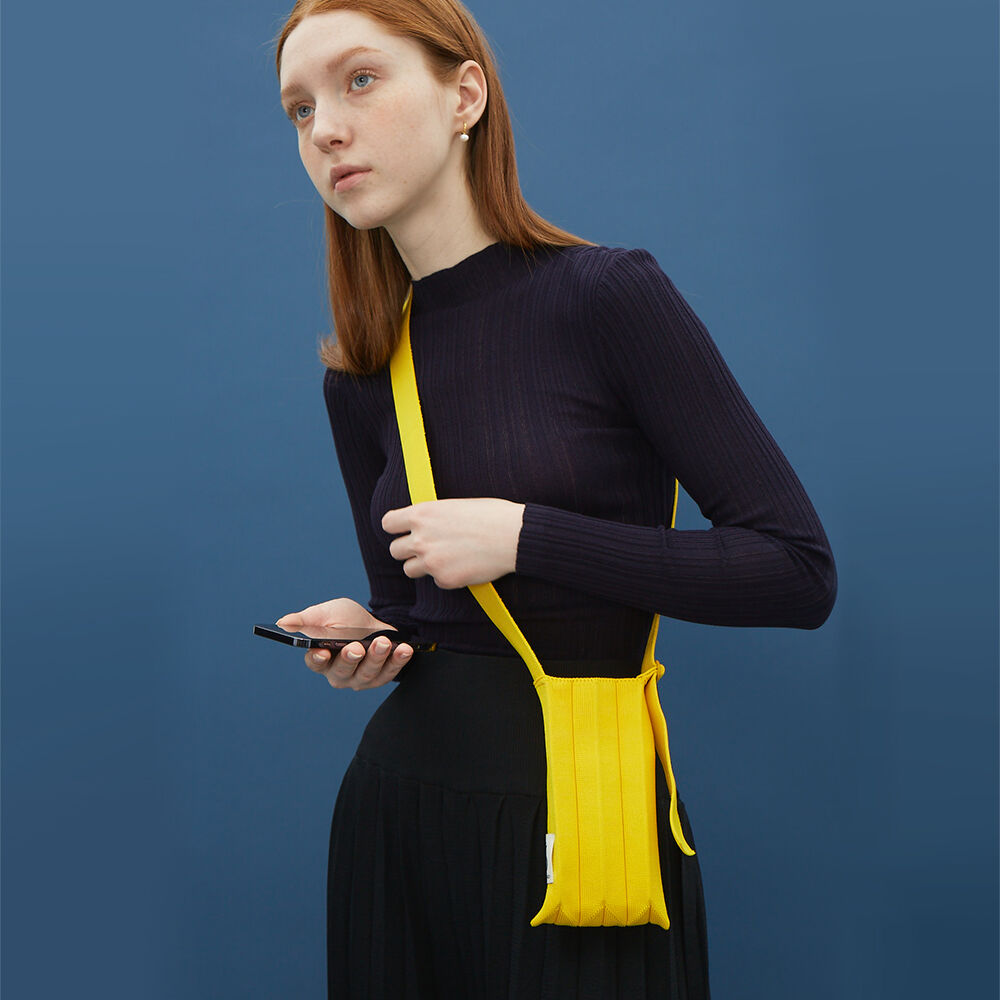 Lucky Pleats Knit Cellbag Freesia - 감도 깊은 취향 셀렉트샵 29CM