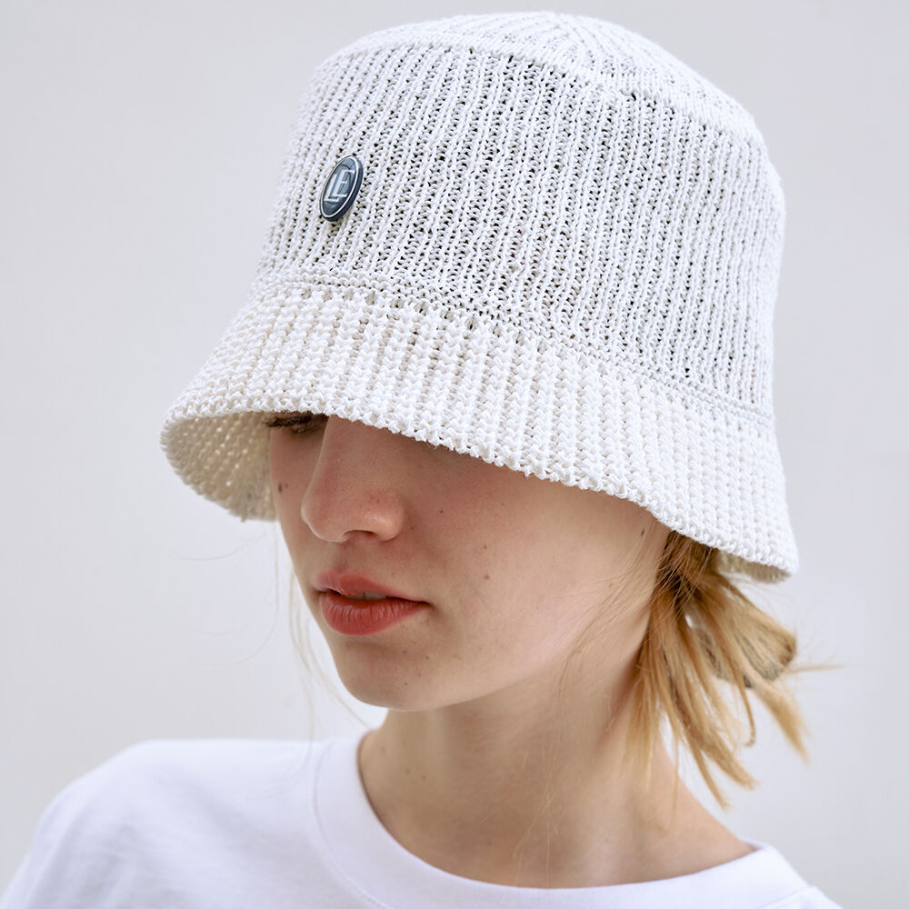 ■ENGBROX■ sunset heart strap wide hatwhite EBHT24004WH sunset heart strap wide hat_beige - 감도 깊은 취향 셀렉트샵 29CM