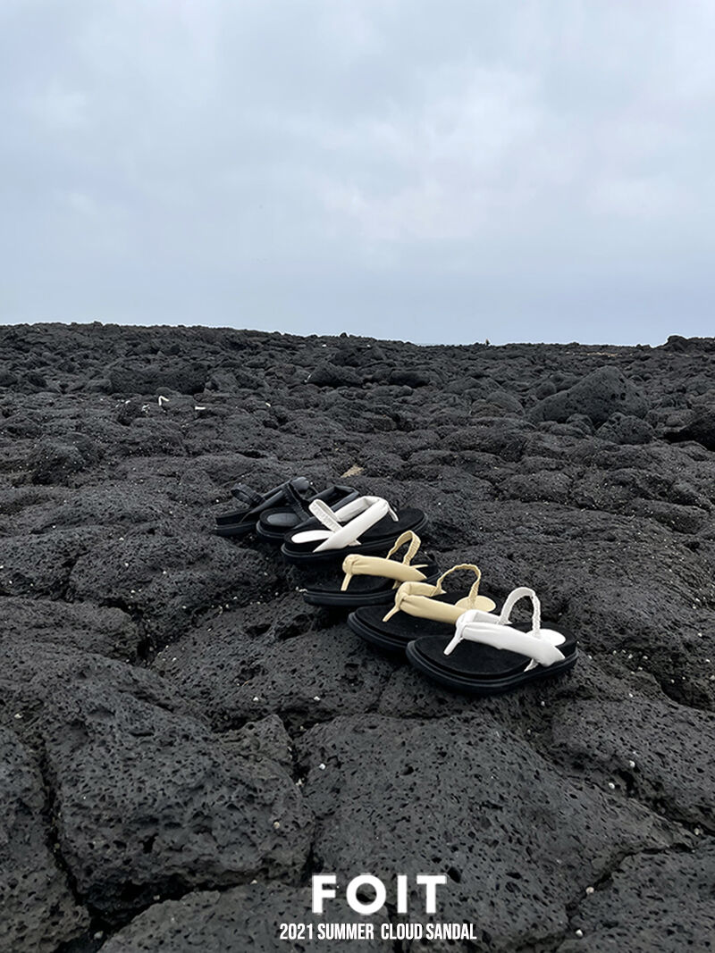 [FOIT] CLOUD SANDAL IVORY - 감도 깊은 취향 셀렉트샵 29CM