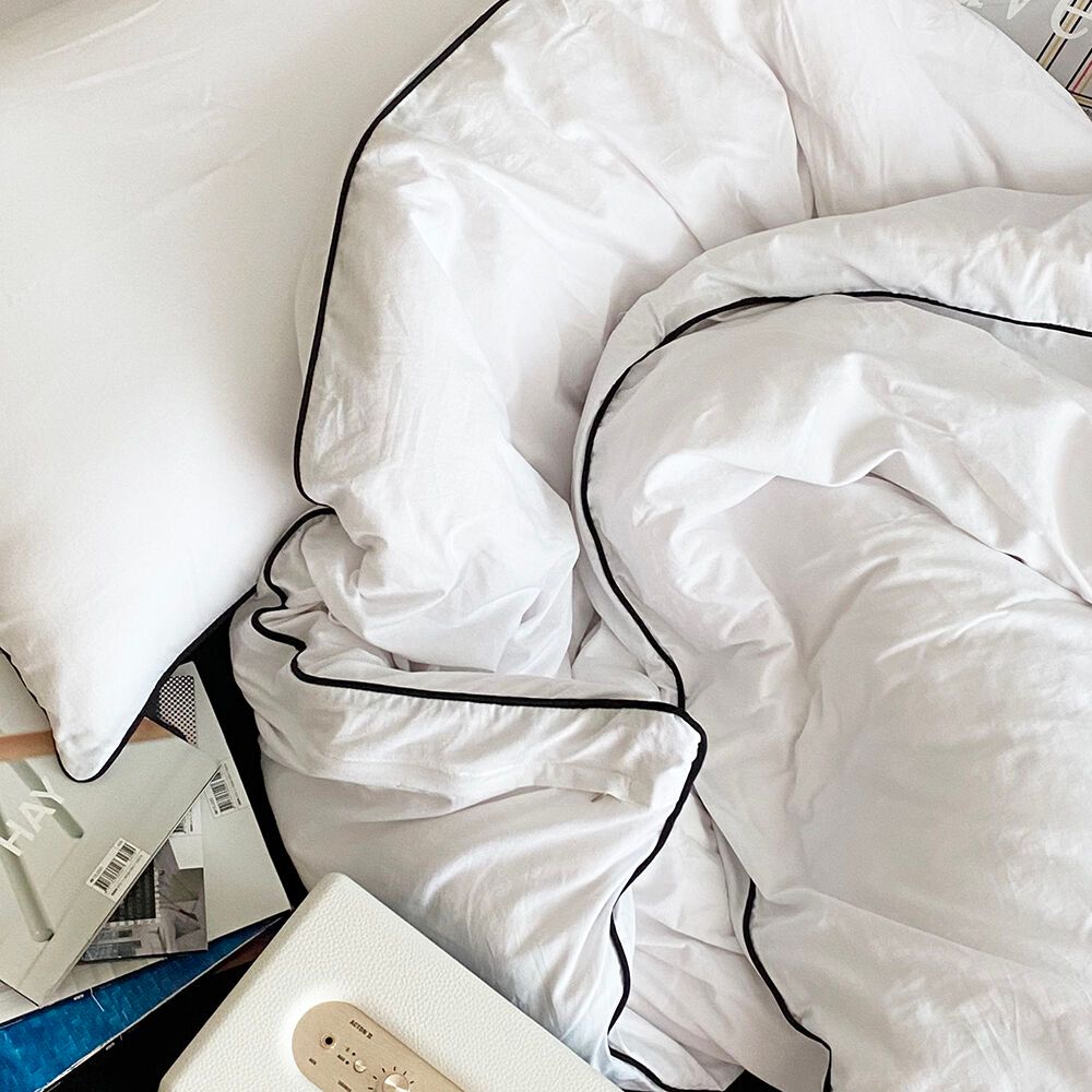white bedding coverblack line 감도 깊은 취향 셀렉트샵 29CM