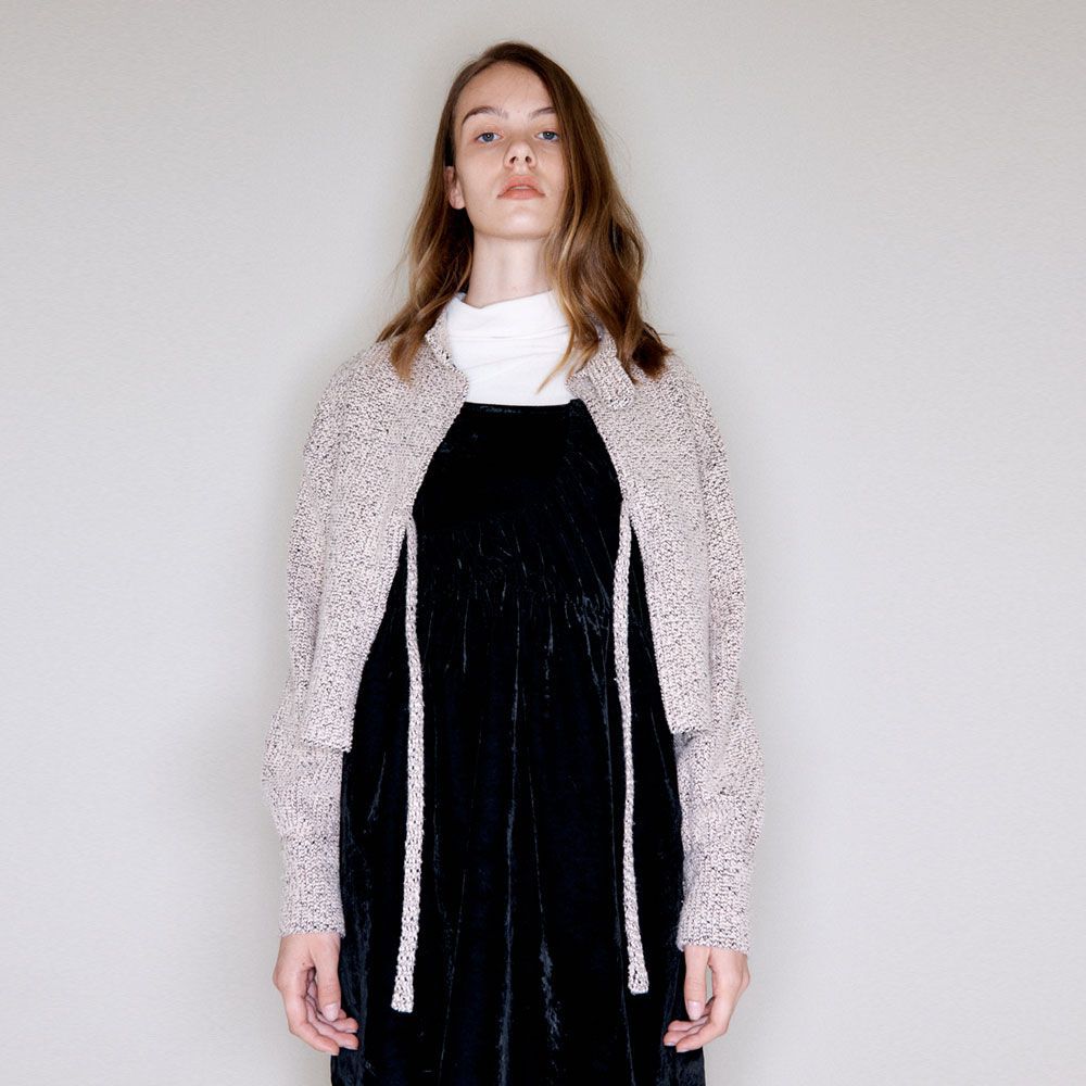 Darwin knit top (ivory) 감도 깊은 취향 셀렉트샵 29CM