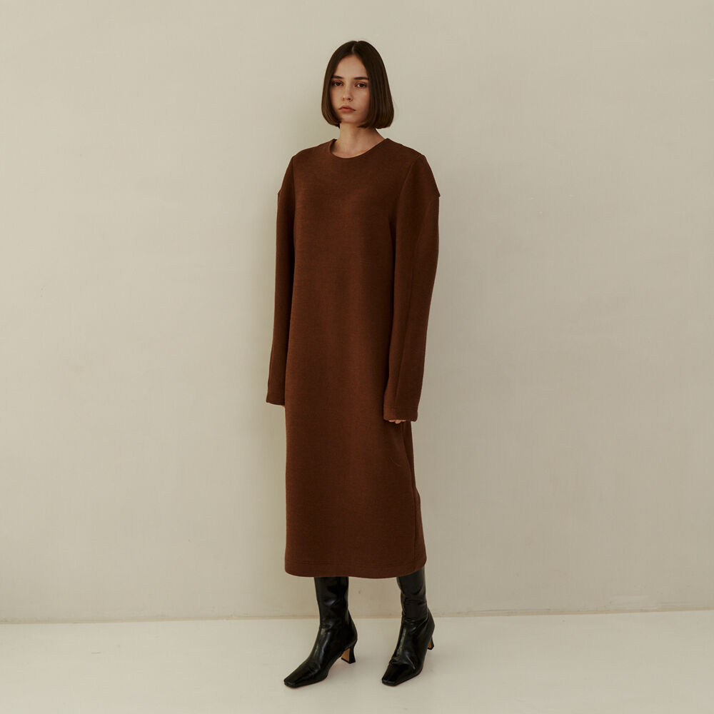 BALLON SLEEVE KNIT DRESS BROWN - 감도 