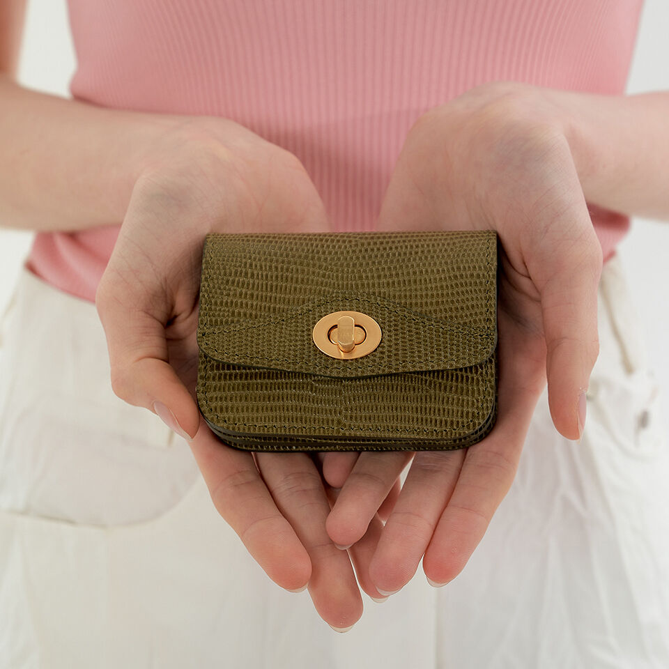 ★you a use★ Wonder wallet (Lizard yellow) Wonder wallet (Lizard yellow) - 감도 깊은 취향 셀렉트샵 29CM